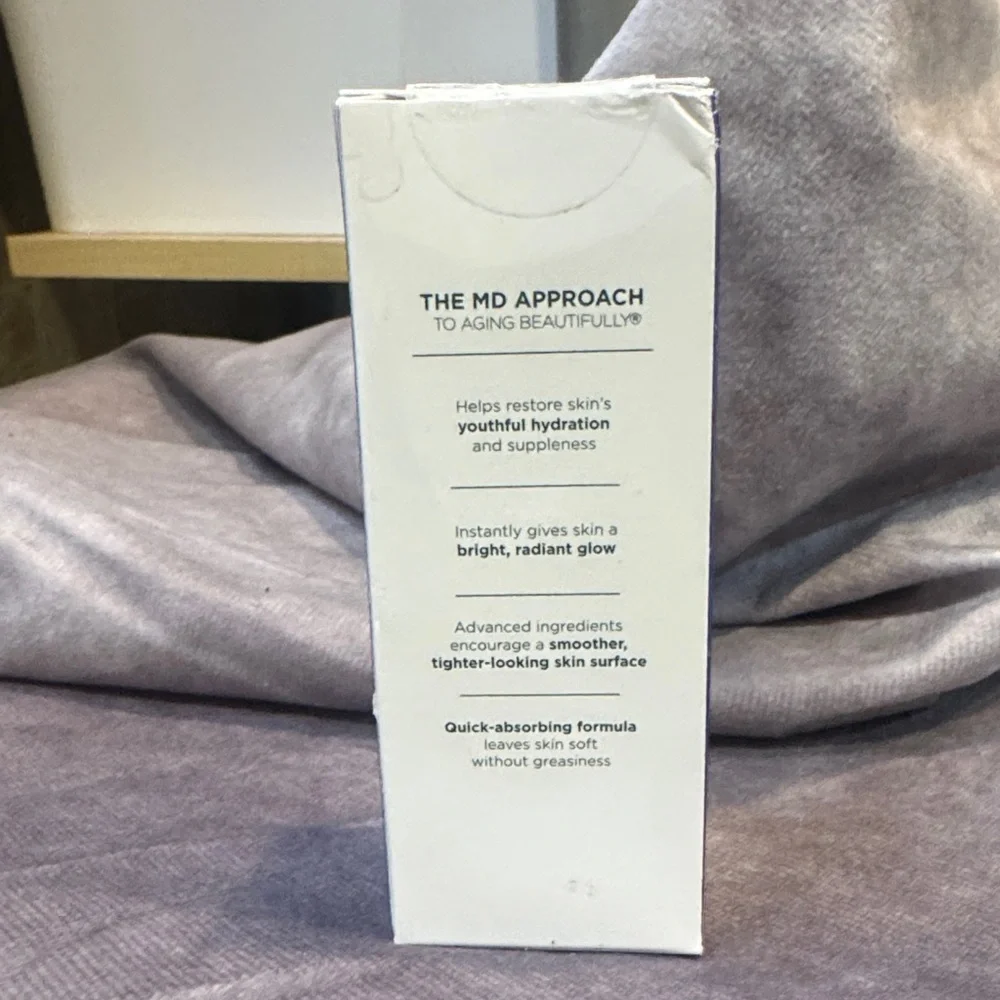 Beverly Hills MD Brighten + Tighten Restorative Facial Oil - NIB - Picture 3 of 3